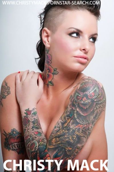 porno Tattoo girl