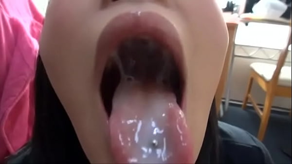 girl Cum eating