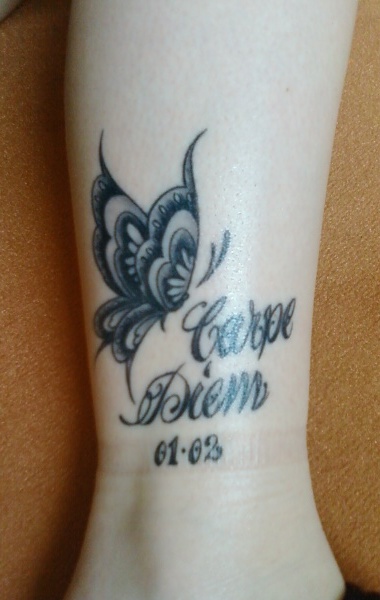 carpe diem motive Tattoo