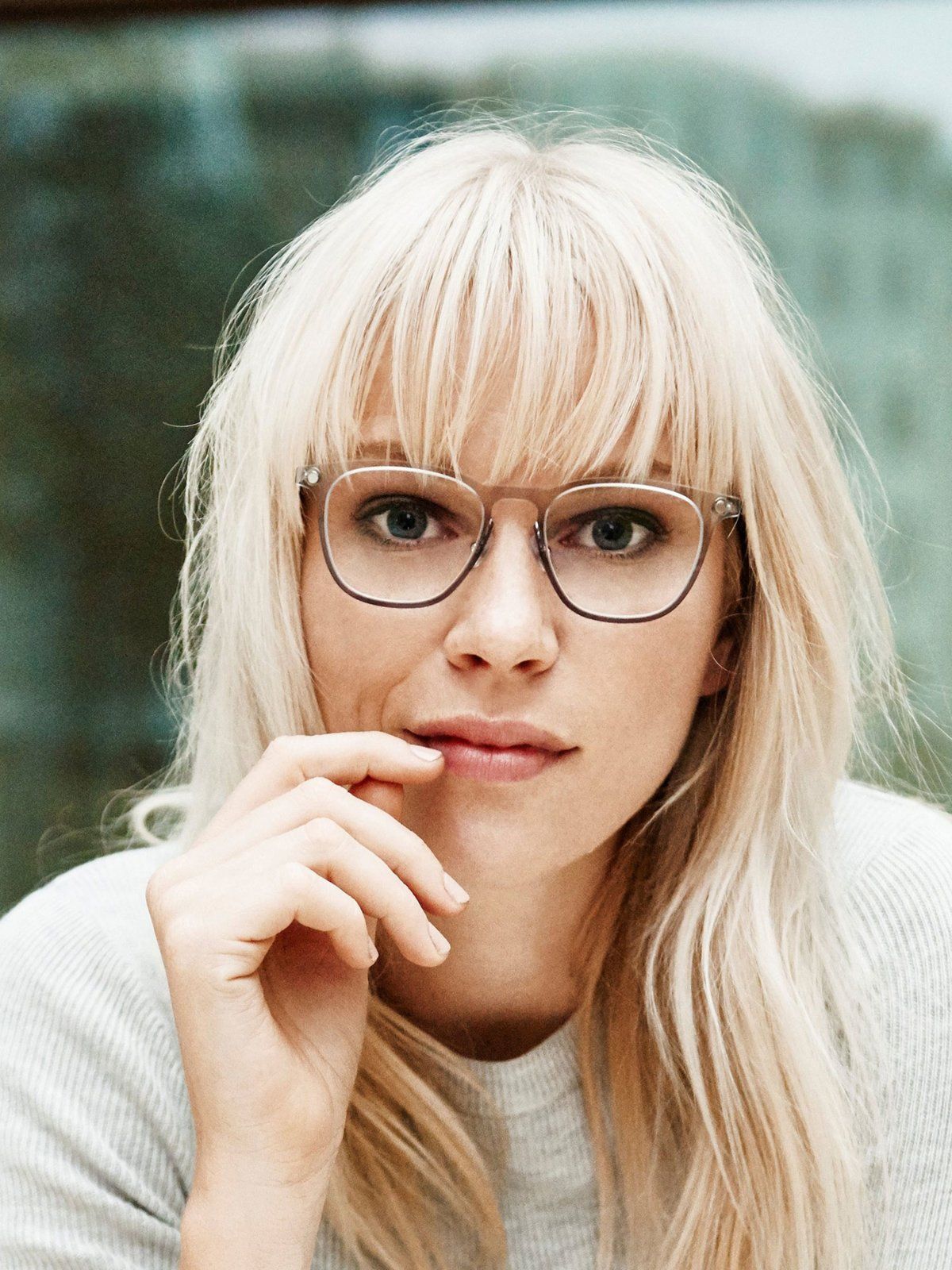 brille Blonde frau mit