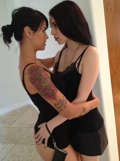 lesbian Dana vespoli