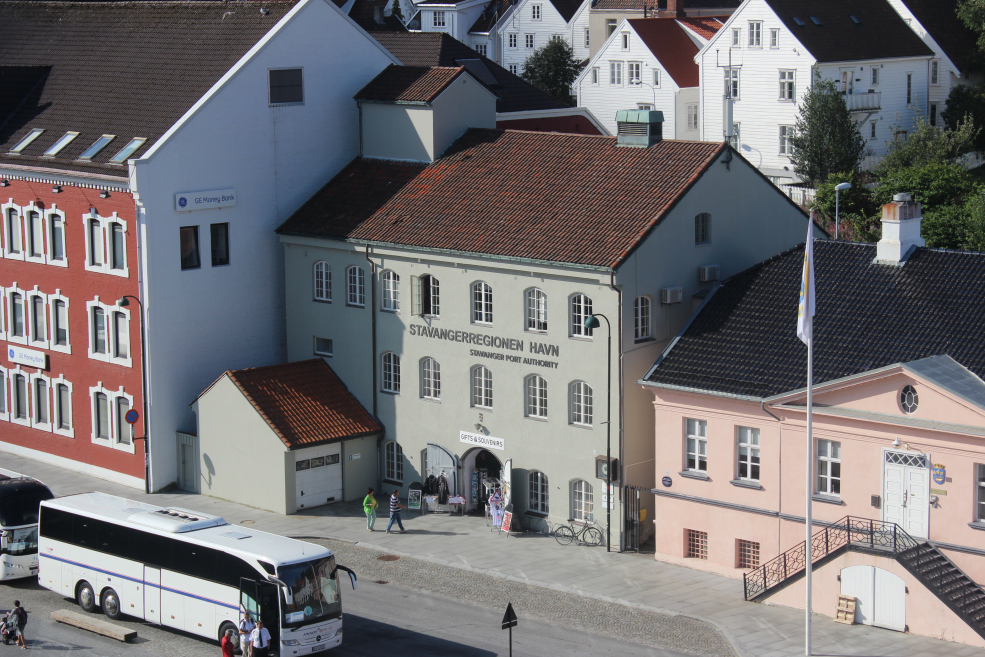 auf faust Stavanger eigene