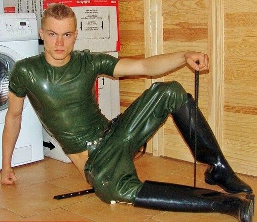 latex Jungs in