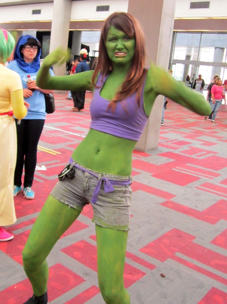 She hulk cosplay