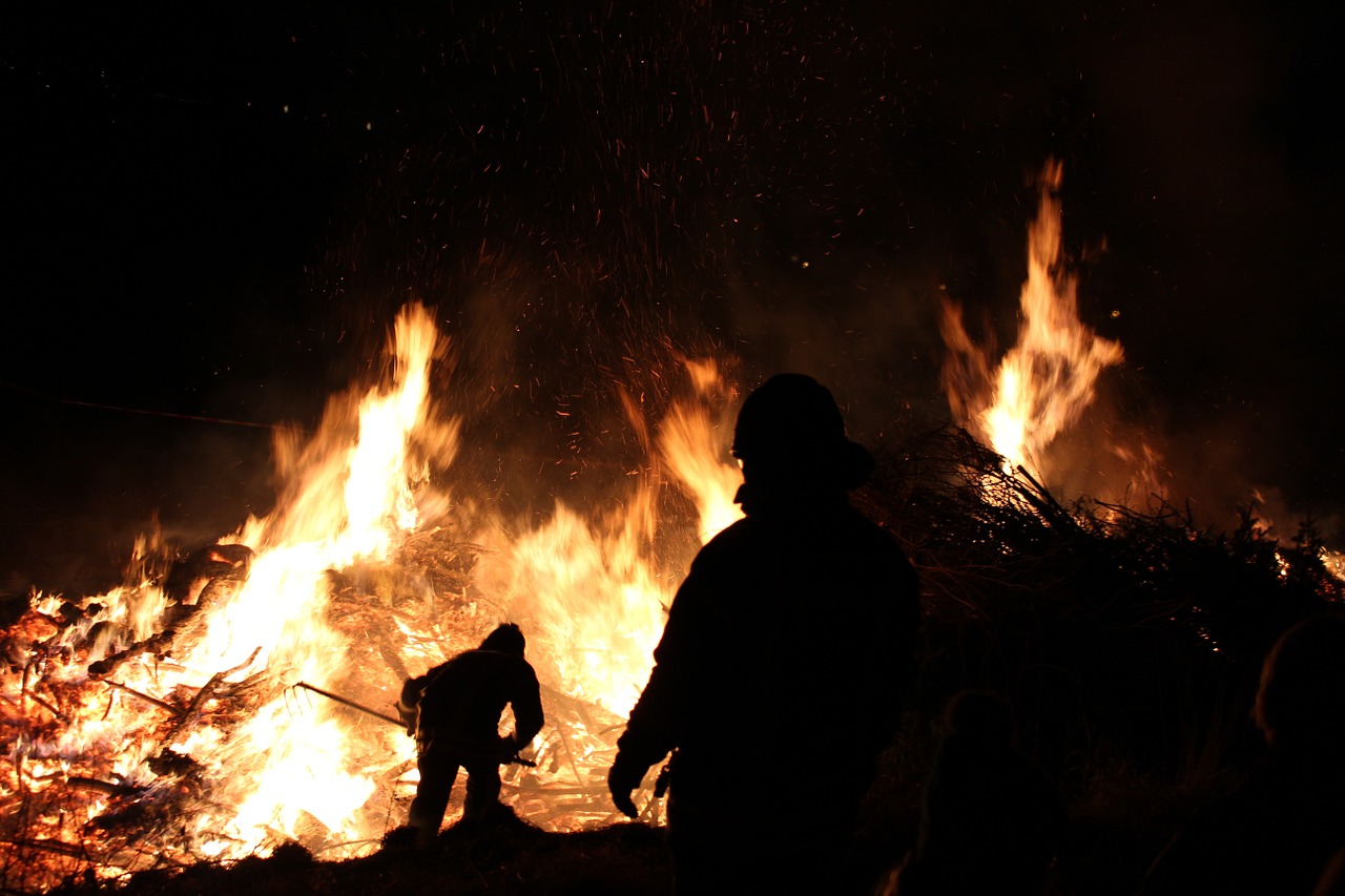 rennbahn Osterfeuer horner