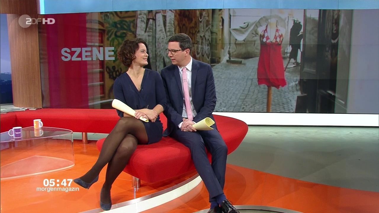 in nylons frauen Tv