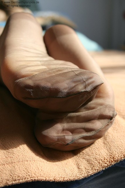 Nylon feet tubes