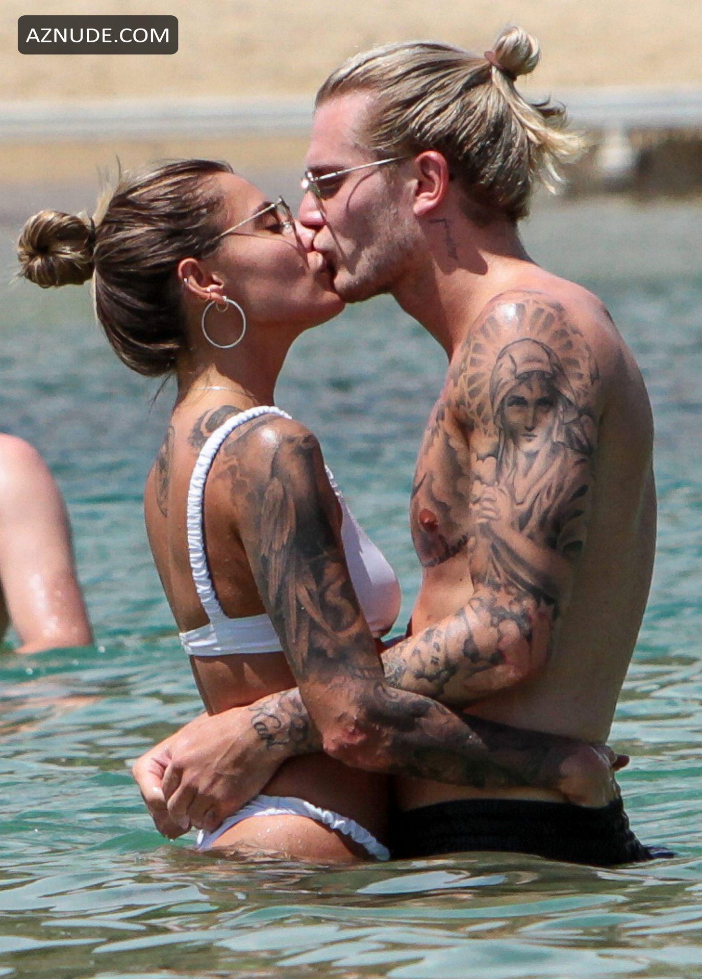 Sophia thomalla tits