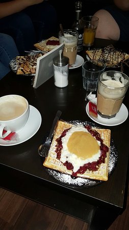 halle öffnungszeiten dich Bewaffel