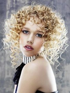 porn Curly blonde