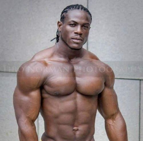 bodybuilder fuck Gay