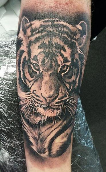 arm Leoparden tattoo