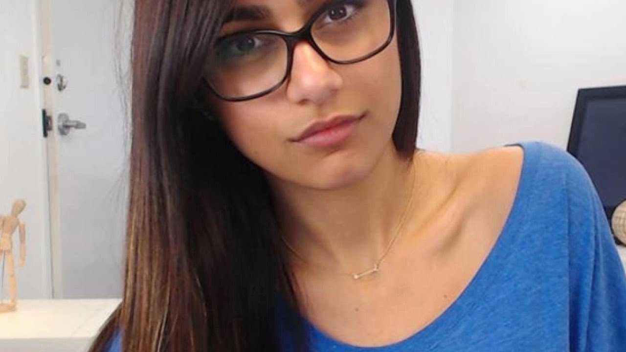 porno Mia gif khalifa