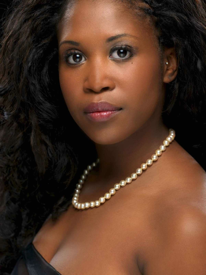 Motsi mabuse nude