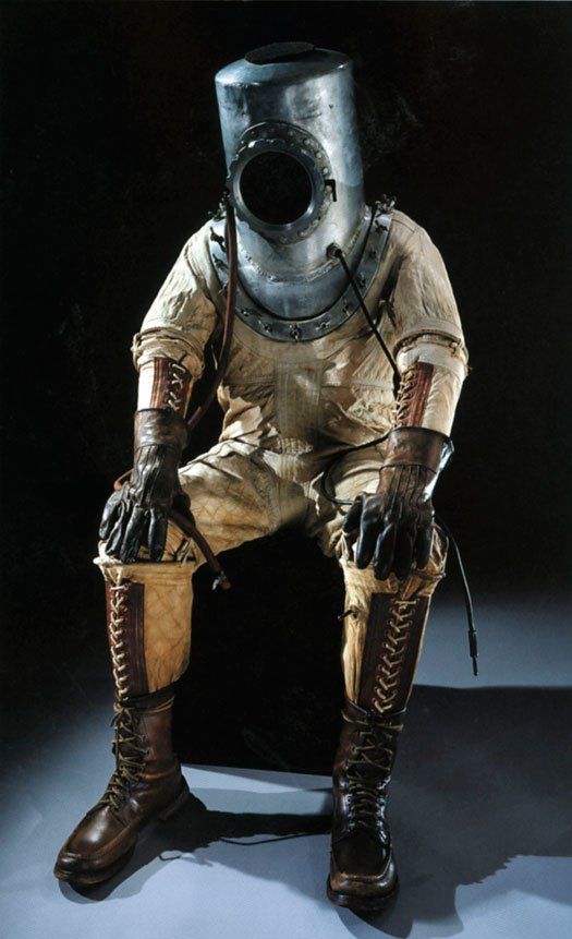 diving suit Retro