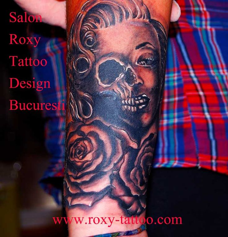 tattoo model Roxy